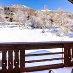 아파트 Castle, *