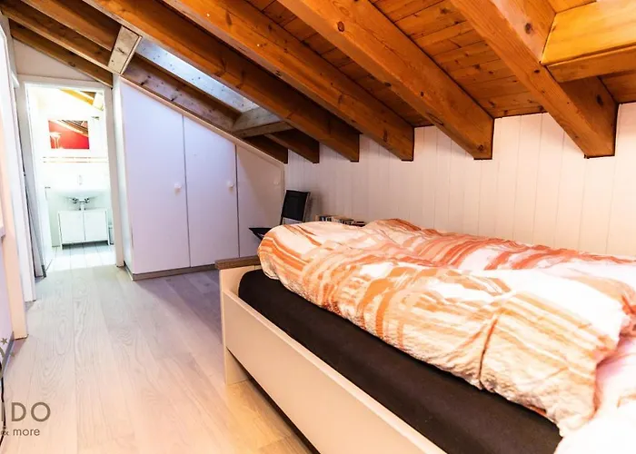 Castle, Apartment *